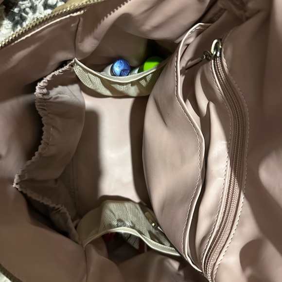 Azaria La Mere Original Diaper Bag with clutch - Picture 7 of 11